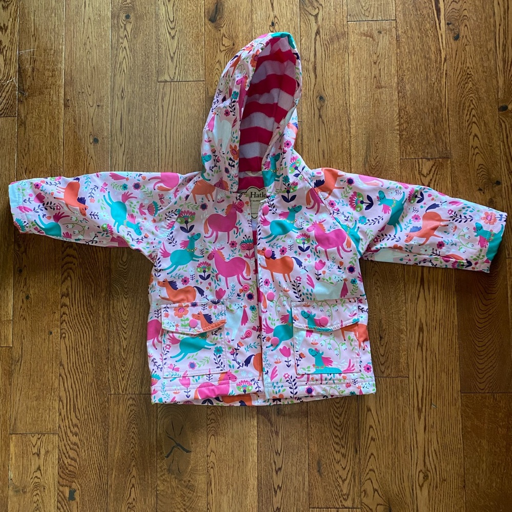 Hatley toddler girl’s raincoat.